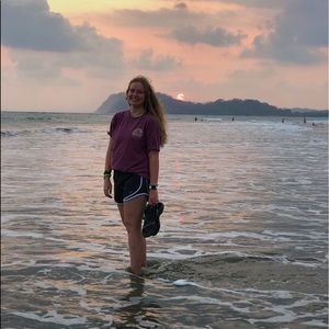 Meet your Posher, Emily